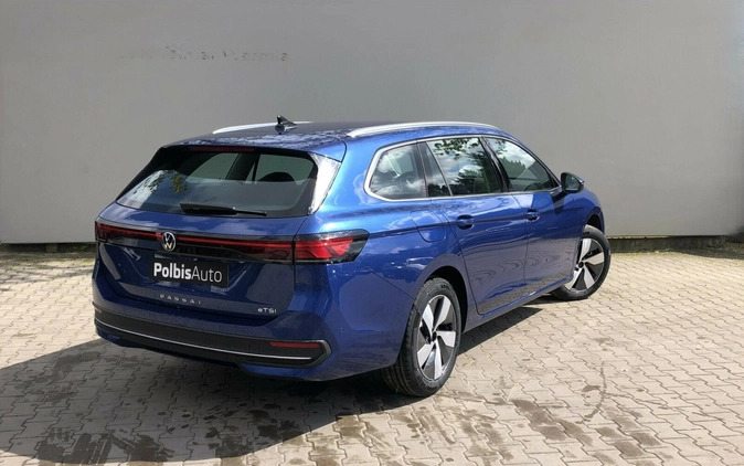 Volkswagen Passat cena 191070 przebieg: 8, rok produkcji 2024 z Olsztyn małe 277